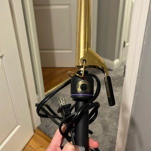 Hot tools curling iron. Works! 100% effective